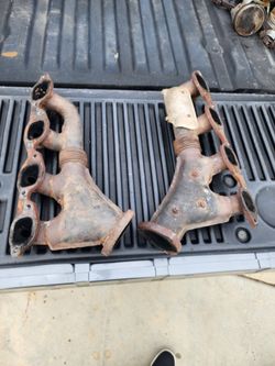LS Exhaust Manifolds For Late 90s Early 2000s Chevy Truck