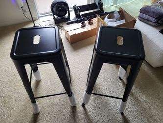 2 black metal bar stools new