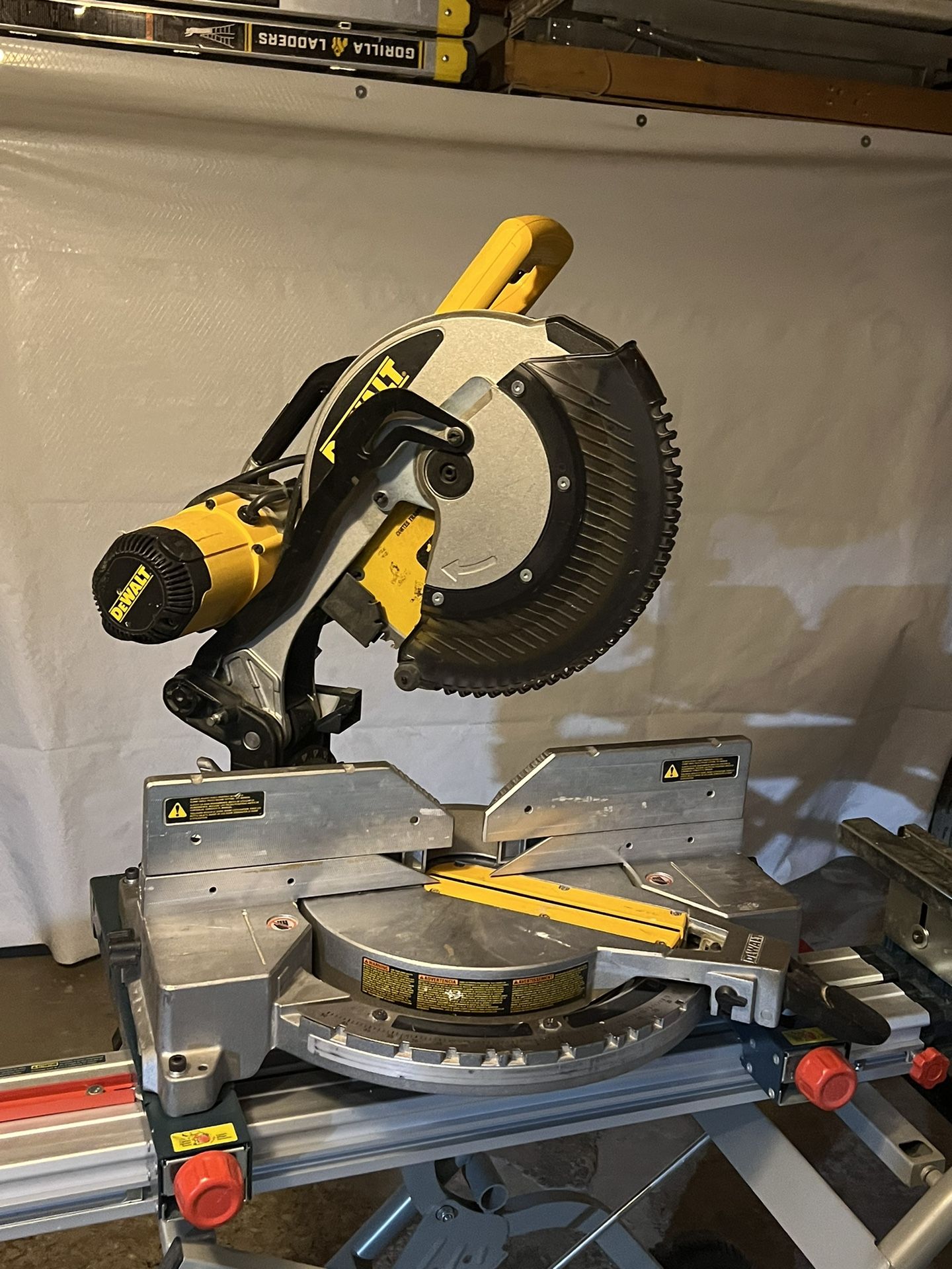 Dewalt 15 Amp Corded 12 in. DoubleBevel Compound Miter Saw for Sale in