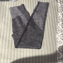 Pink Leggings Size Medium 