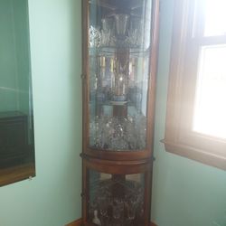 Corner China Display Case With Light