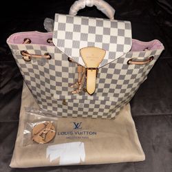 Louis Vuitton Women’s Bag