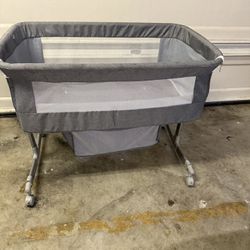 Baby bassinet 