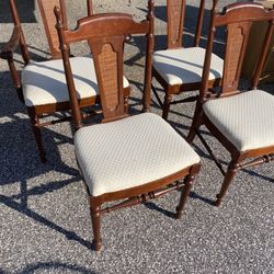 4 Nice Chairs In Good Condition