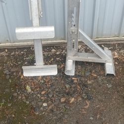 Ladder Jacks