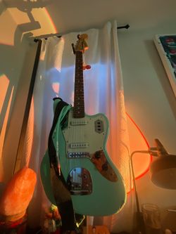 Fender squier jaguar