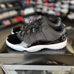 Jordan 11 Low “SPACEJAM” Size 13