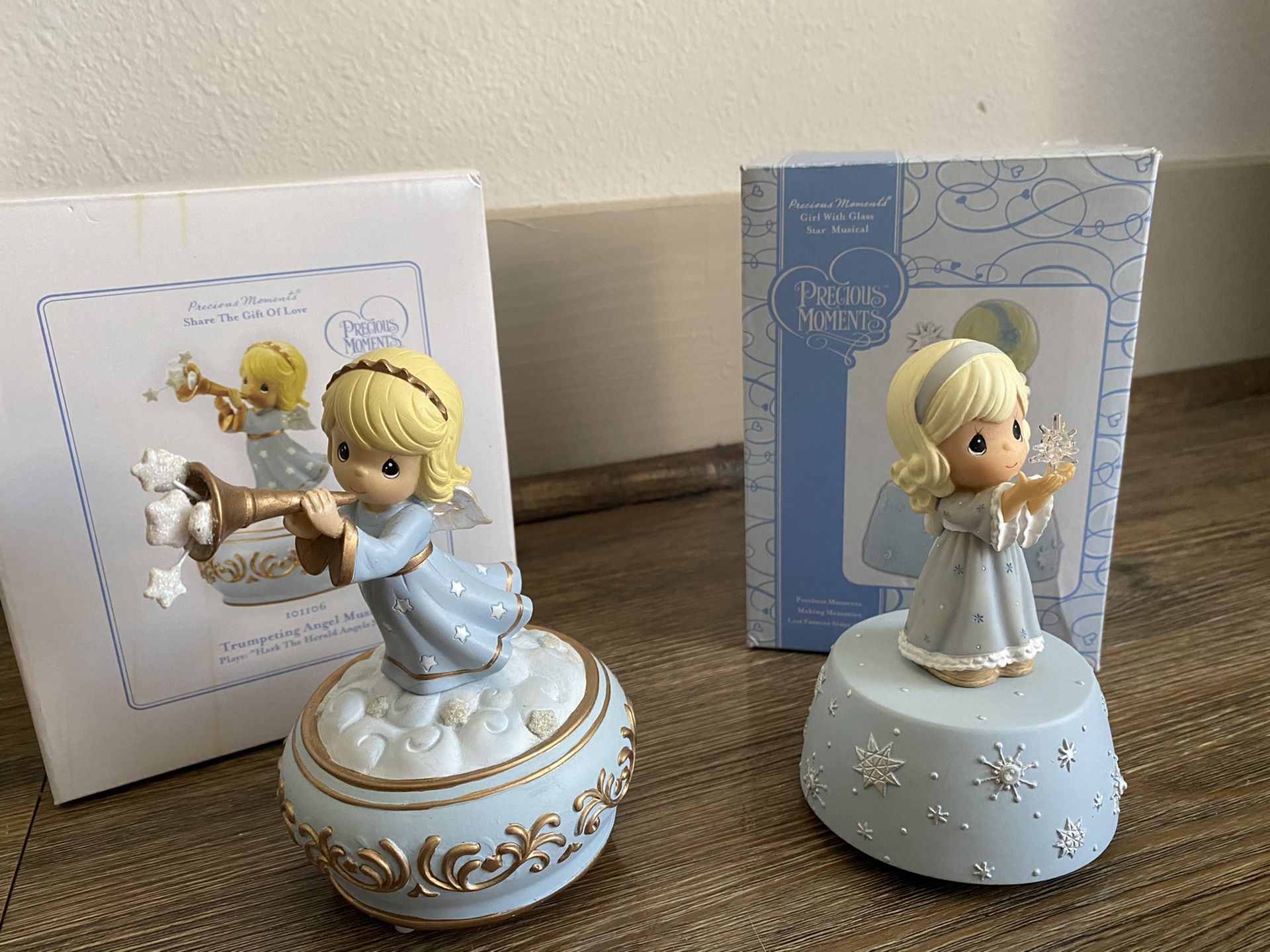 Lot of 2 musical precious moments collectibles