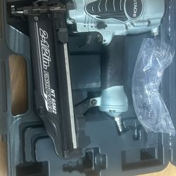 Hitachi 2 1/2” Finish Nailer
