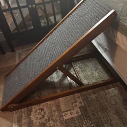Adjustable Wood Dog Ramp