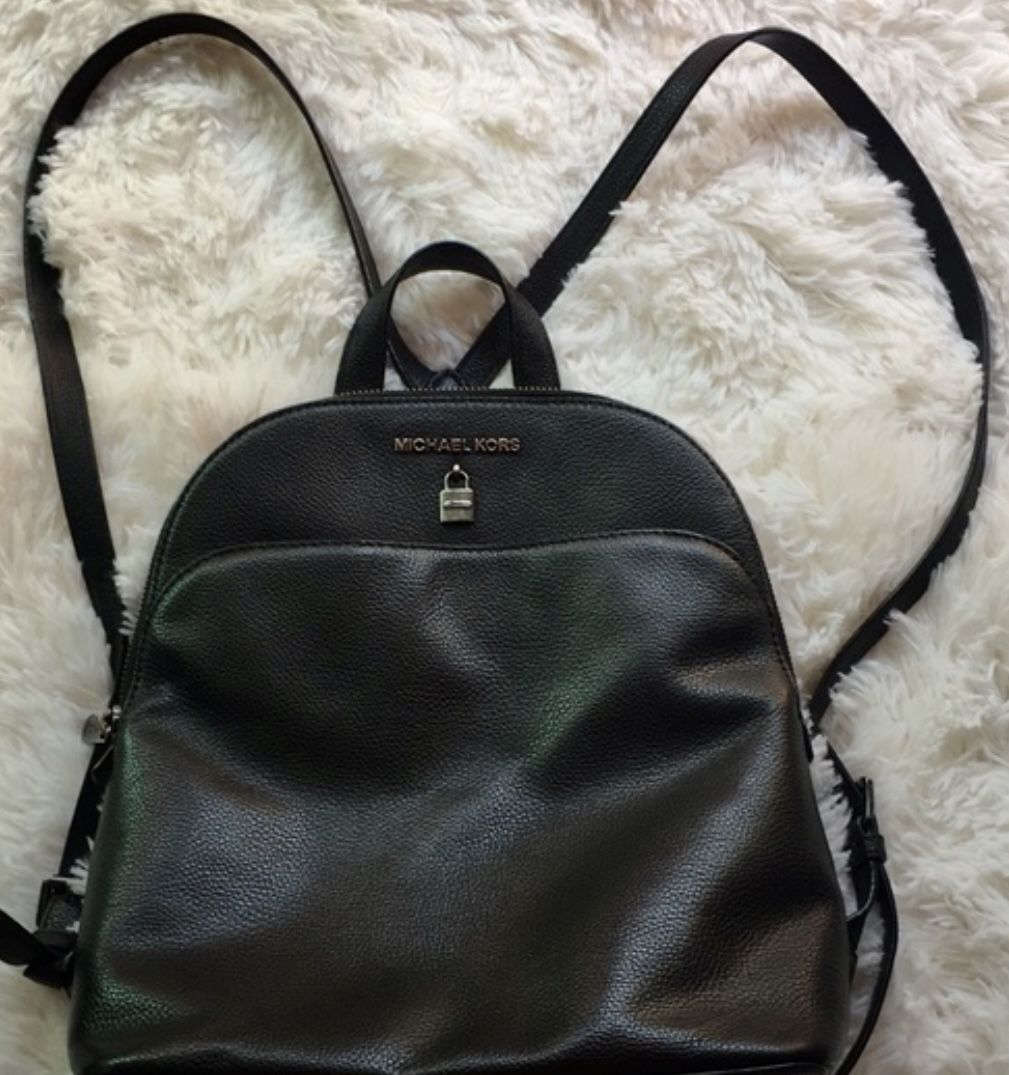 Michael Kors Adele Large Leather Backpack for Sale in Odessa, TX