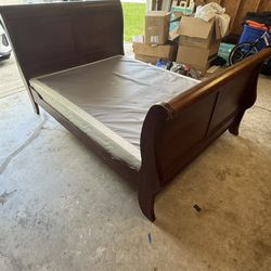 Real Wood Sleigh Bed With Slats & Box Spring