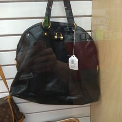 Medium Purse 