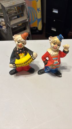 Clowns vintage chalkware
