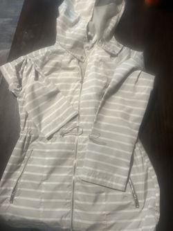 Rain Jacket Size Medium