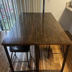 Wooden Table And 4 Chairs Also Converts/folds