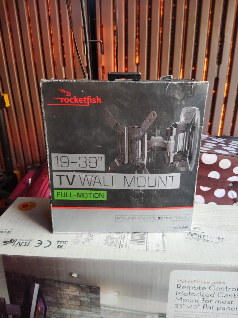 Rocketfish TV Wall Mount Full Motion