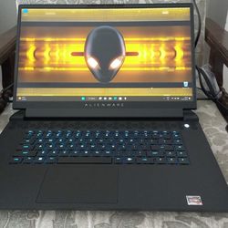 Alienware M17 R5 Gaming Laptop