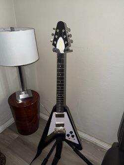 Epiphone Flying V Guitar