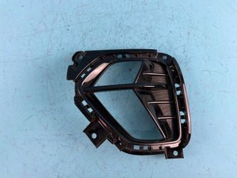 CLEAN! OEM 2020-2022 Kia Niro Rear Right Tail Light Reflector Bezel 86664-G5500