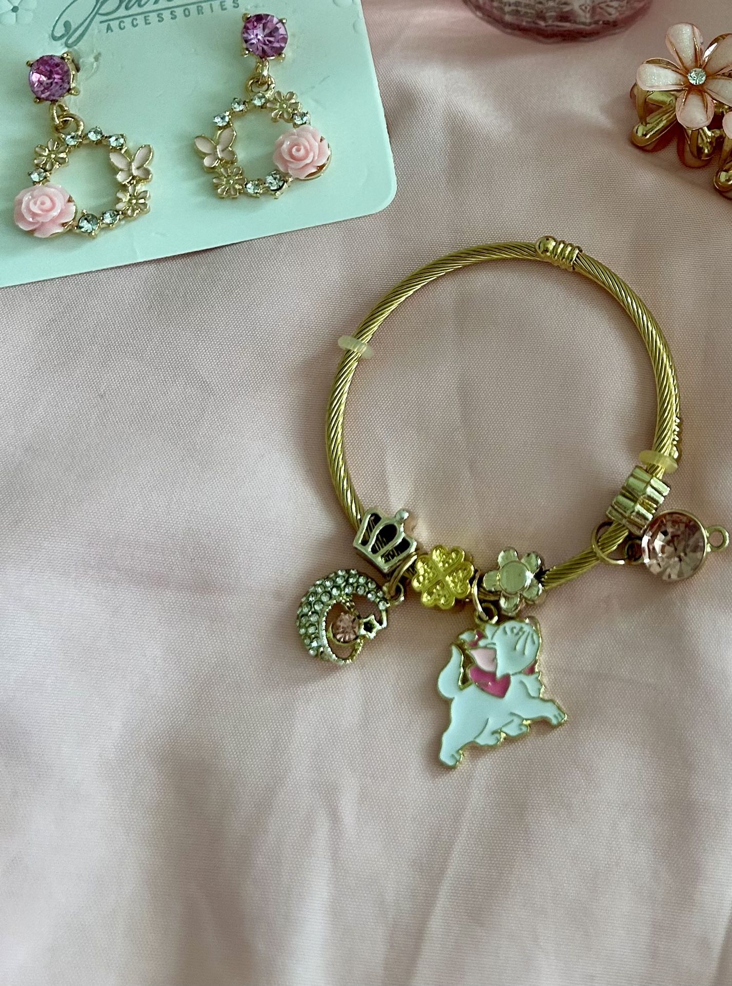 Marie Aristo Cat Charm Bracelet $10