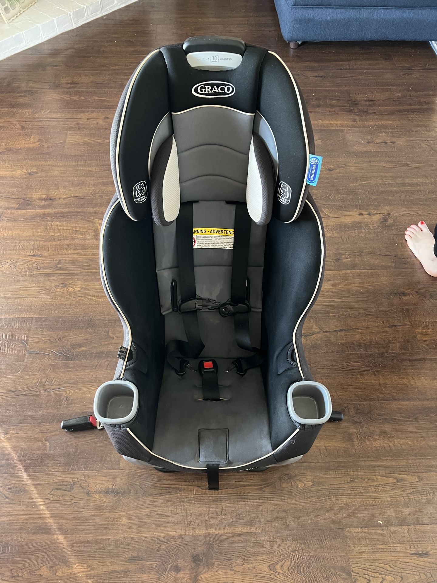 Graco Extend2Fit Convertible Car Seat