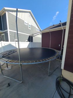 Airzone Trampoline