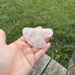 Rose quartz face Gau sha