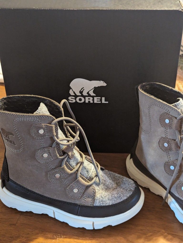 Sorel Boots Size 5
