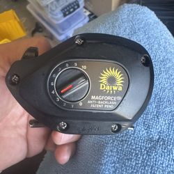 Daiwa Classic Bait Caster PMF 1000