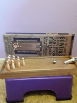 Mini bowling game