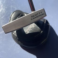 RIGHT HAND TITELIST SCOTTY CAMERON PUTTER