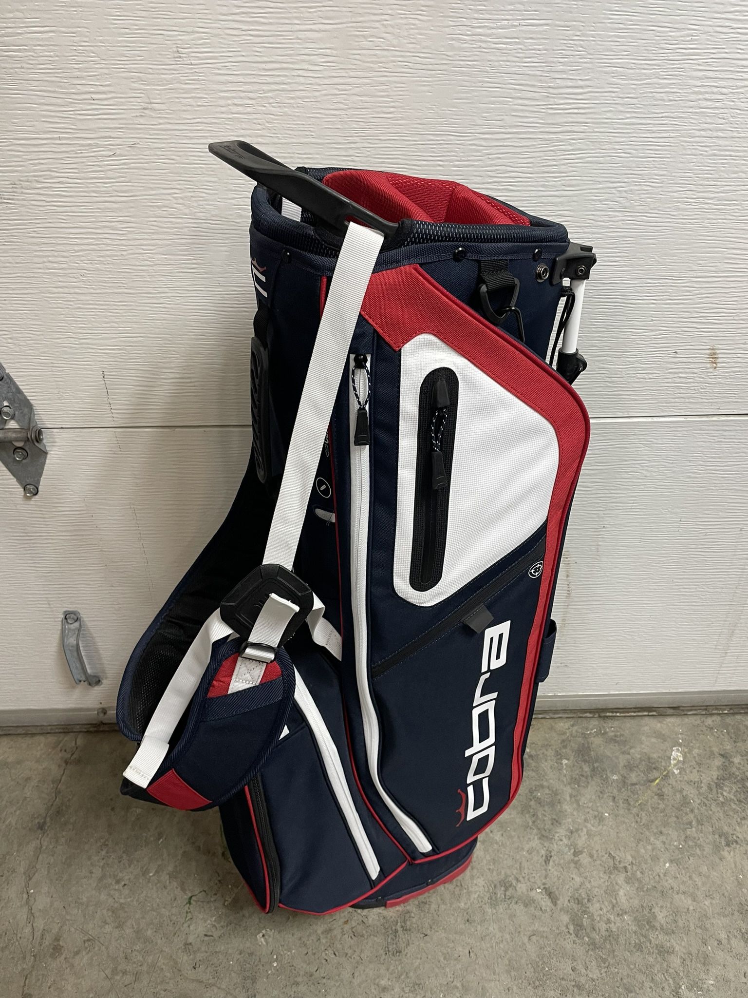 Cobra Ultra Light Pro+ Golf Bag