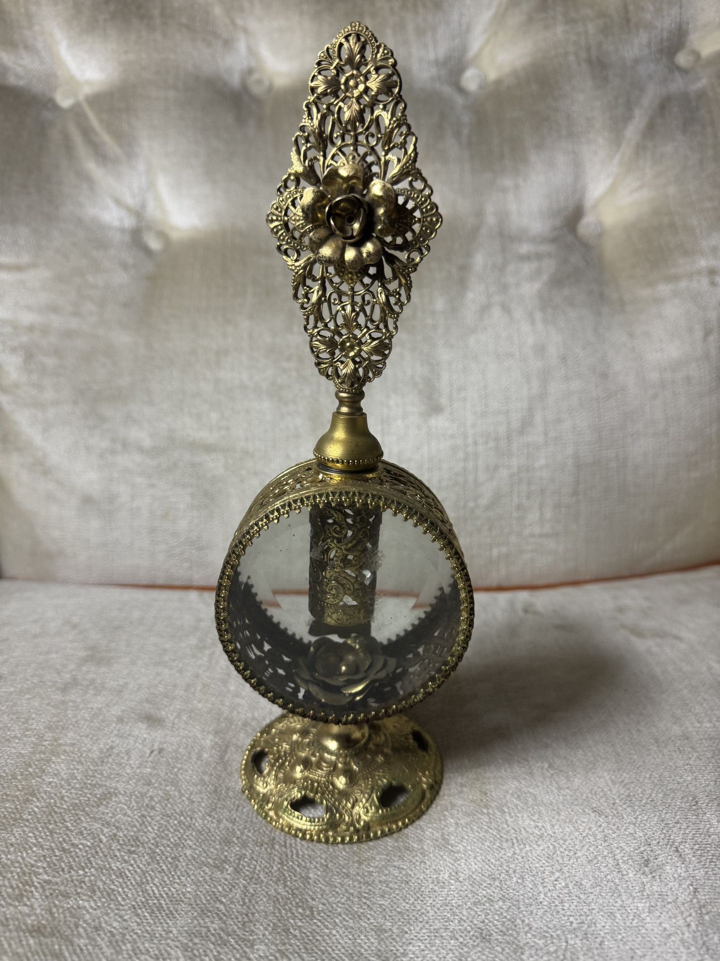 Stylebuilt Vintage Perfume Bottle
