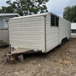 Enclosed Trailer