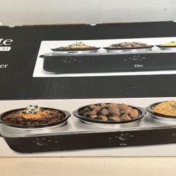 Triple Slow Cooker 