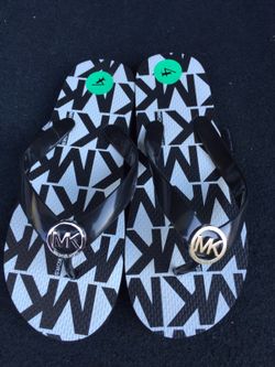 Brand new michael kors sz 4