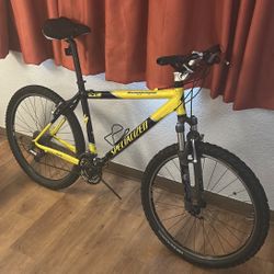 Specialized Rockhopper Stunt Jumper Mountain Bike