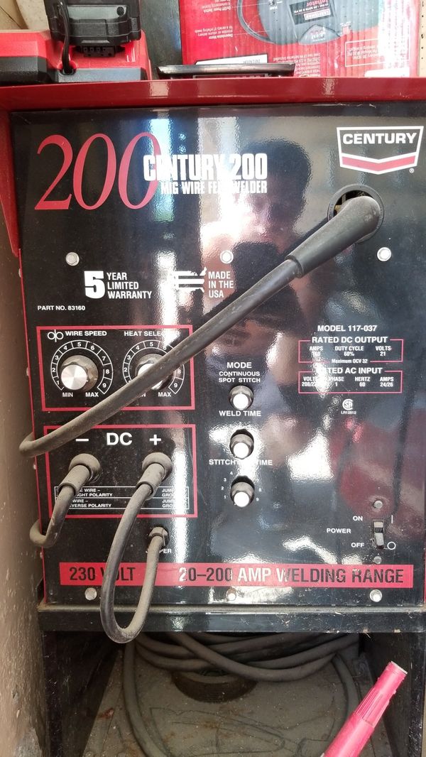 Century 200. MIG wire feed welder. for Sale in Melrose Park, IL OfferUp