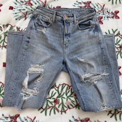 American Eagle Mom Jeans 