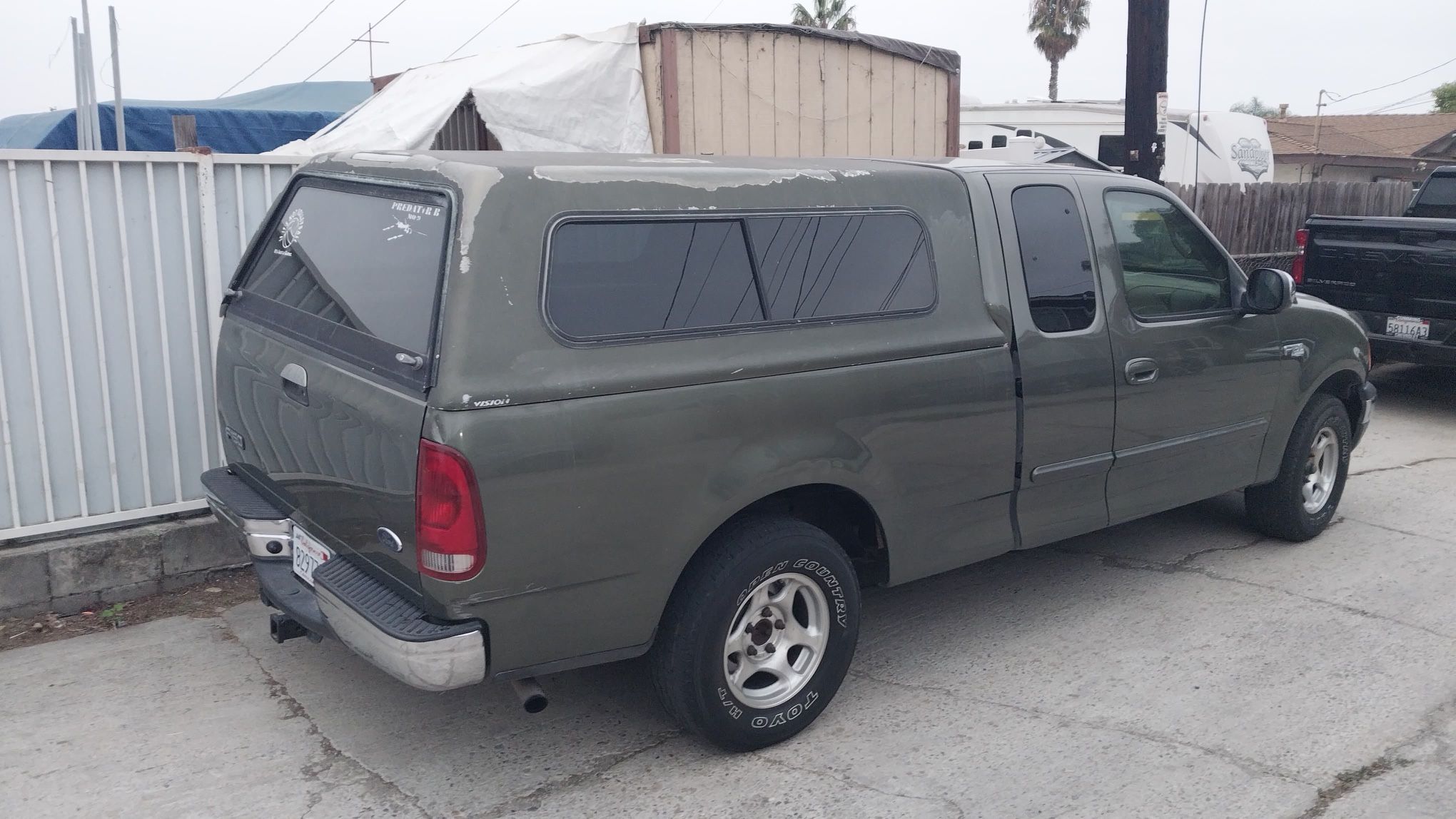Ford F150 Camper Shell