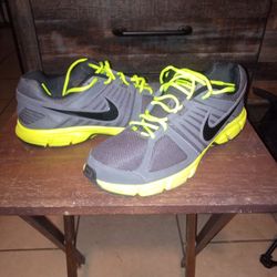 Nike Downshifter 5, Size 14