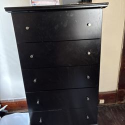 Dresser and Chester set