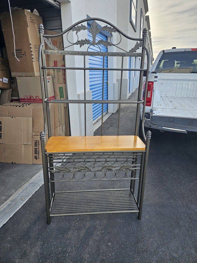 Wine/bakers Rack