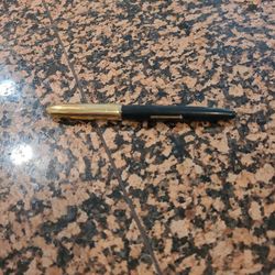 Vintage 14k Gold Eversharp Pen, Fountain Pen And Classic Design 