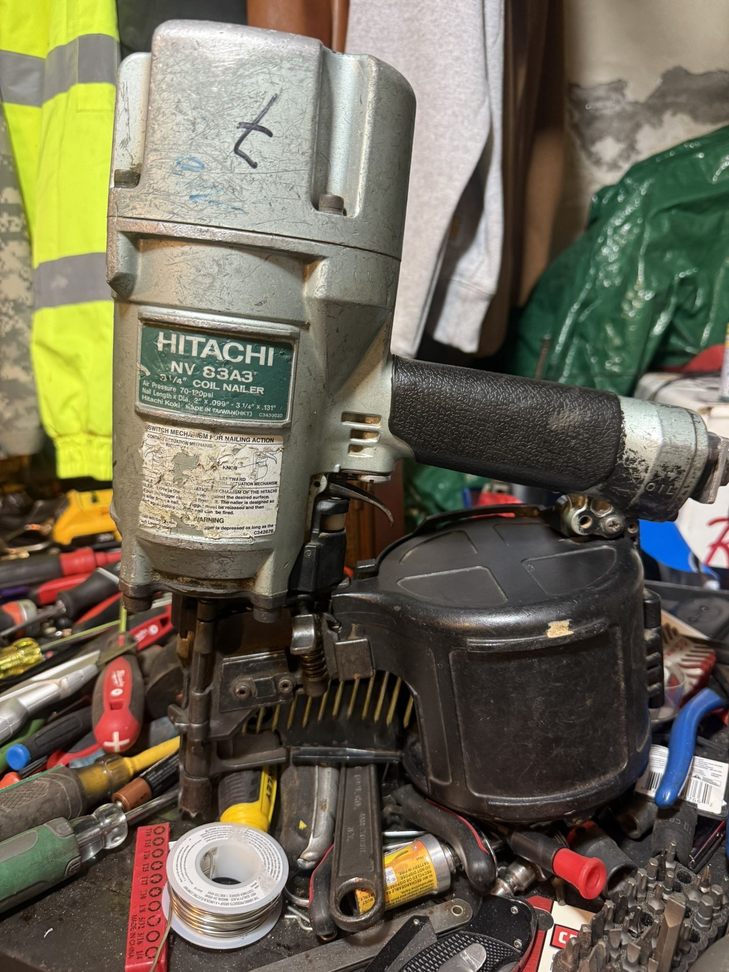 Hitachi NV 83A3 3 1/2” Coil Nailer Framing Gun Works Great!