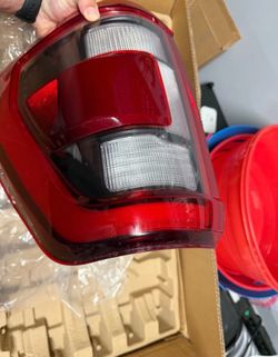 2021-2023 ford f150 raptor oem tail lights