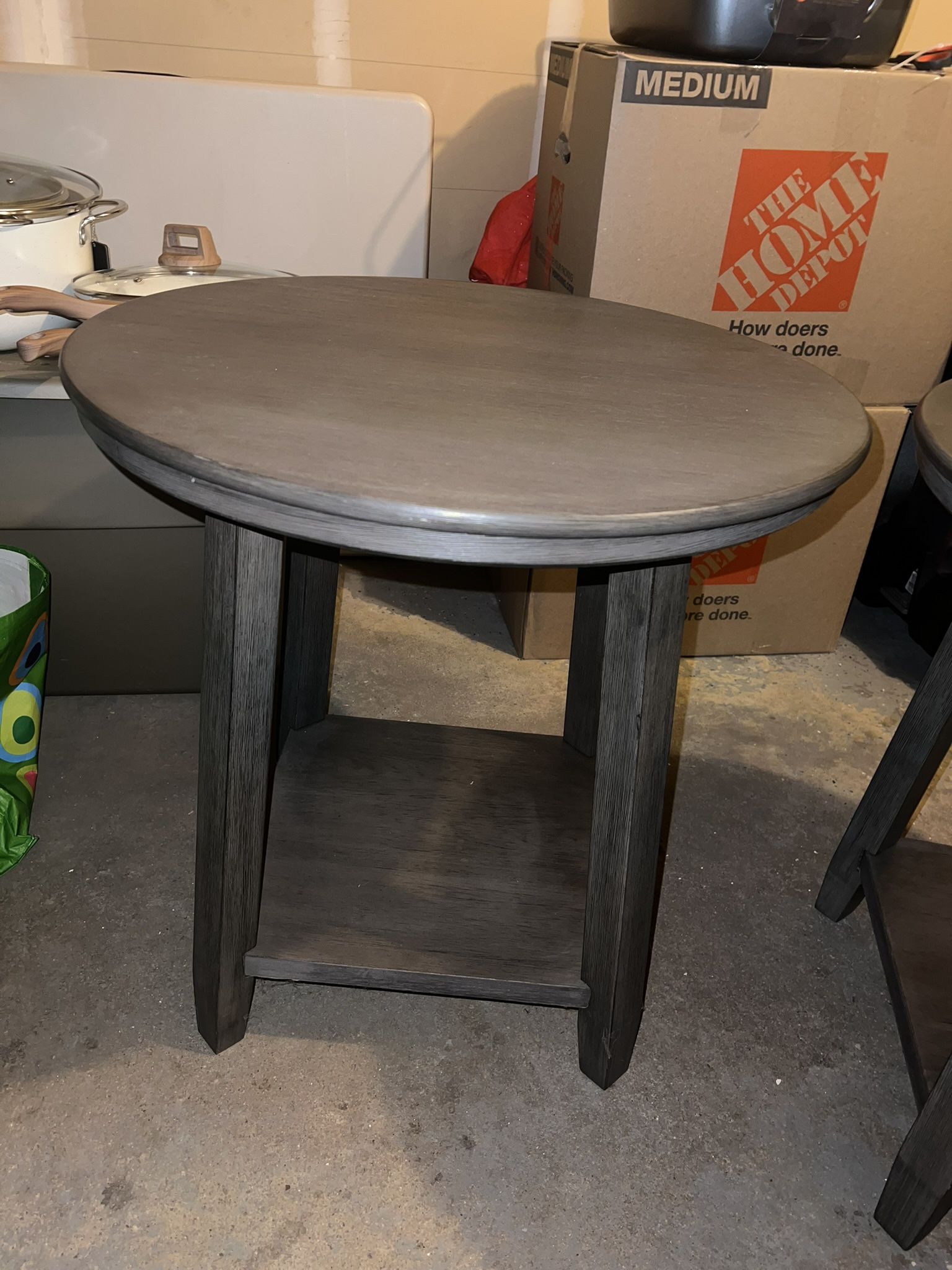 Living Room Tables/ Coffee Tables
