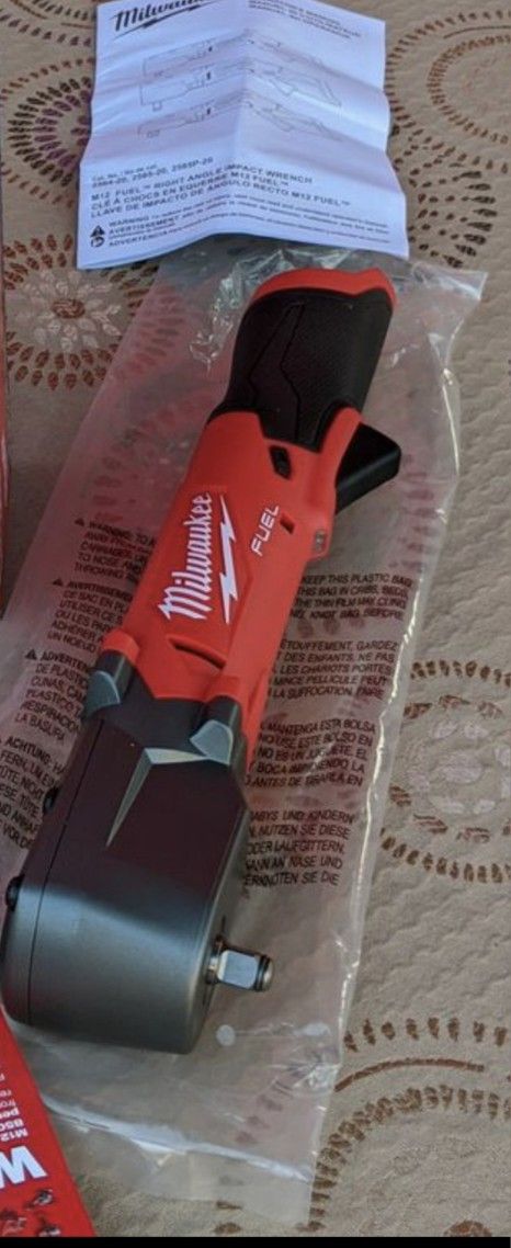 Milwaukee
M12 FUEL 12V Lithium-Ion Brushless Cordless 3/8 in. Right Angle Impact Wrench (Tool-Only)