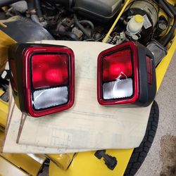 Jeep Gladiator OEM Taillights